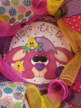 Load image into Gallery viewer, Large &quot;Hoppy Easter&quot; Wreath
