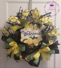 Load image into Gallery viewer, &quot;Welcome&quot; Lemon Wreath

