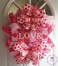 Load image into Gallery viewer, &quot;Love&quot; Block Sign Wreath
