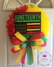 Load image into Gallery viewer, Juneteenth Bubble Wreath
